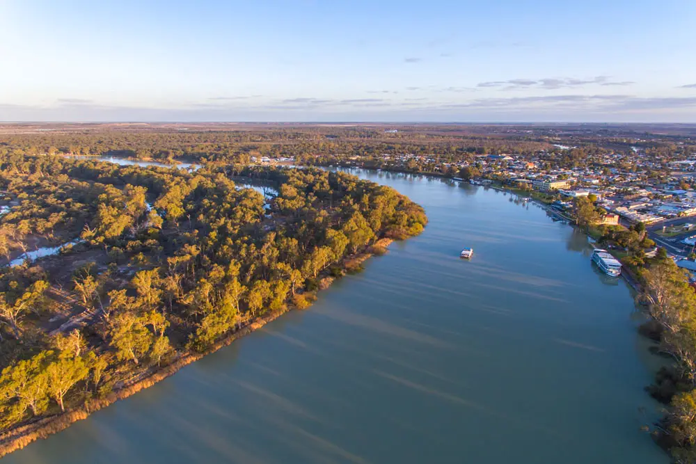 Marina - Renmark Houseboats - Houseboat holiday on the Murray River South Australia