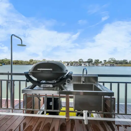 Meander Houseboat A7407716