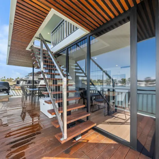 Meander Houseboat A7407728