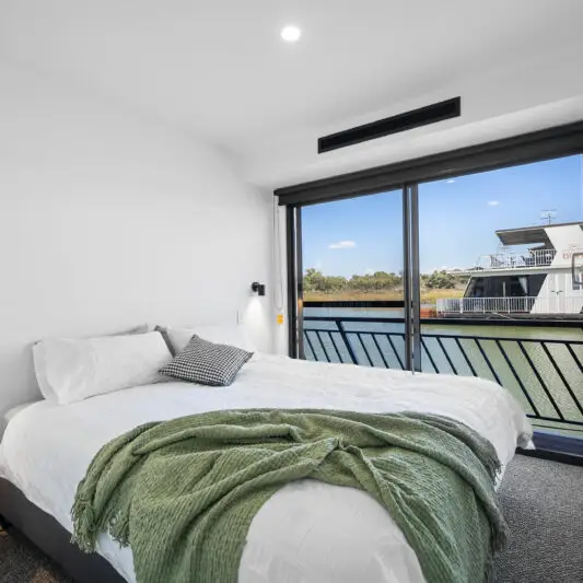 Meander Houseboat A7407771