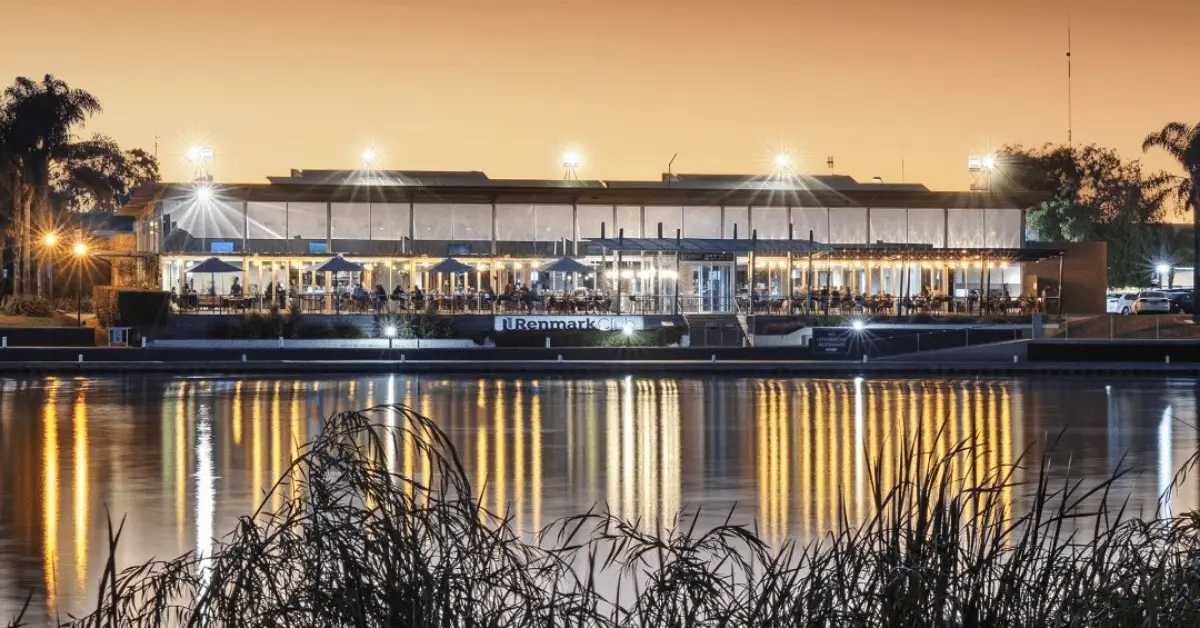 Renmark Club - Friends of Renmark Houseboats