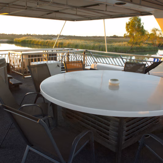 29. Riverstar - Renmark Houseboats © 2026